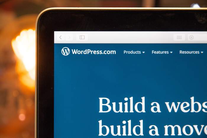 Wordpress（ワードプレス）案件で副業する方法【案件相場や受注方法も解説】